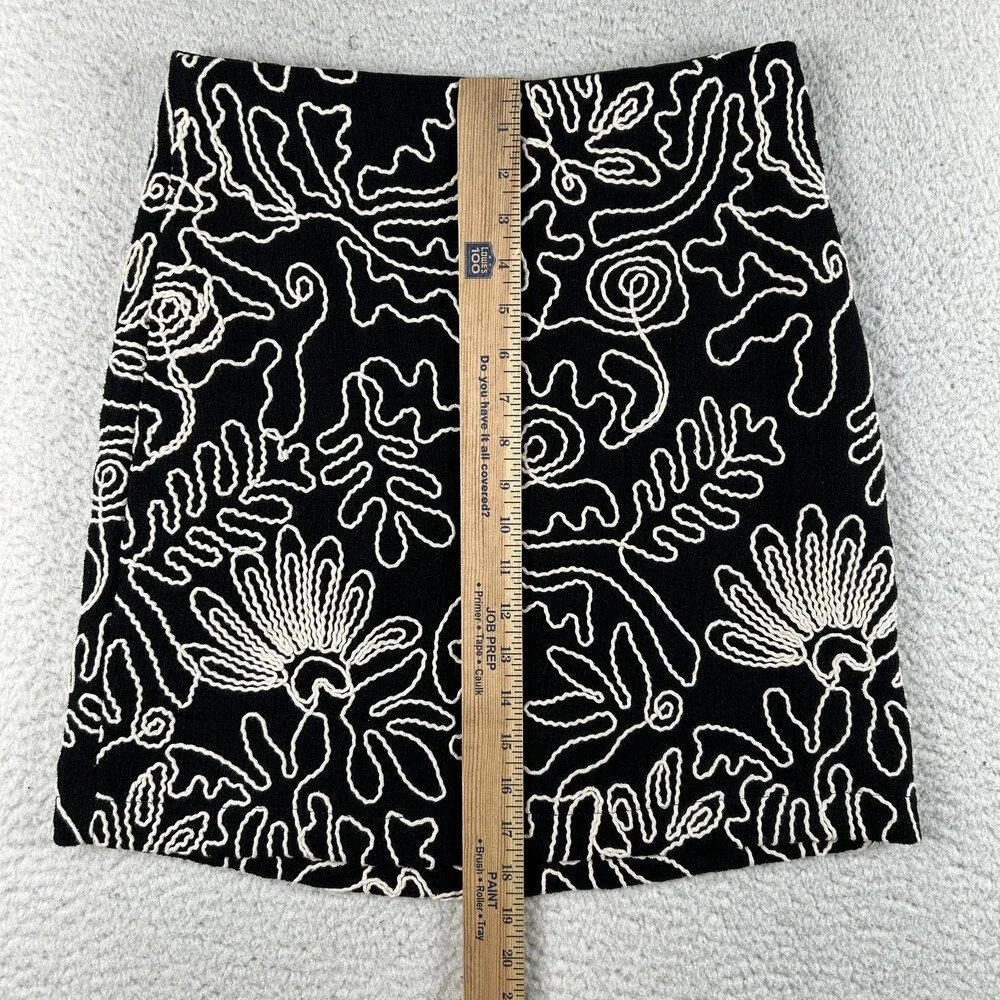 LOFT Skirt Womens 0 Black Embroidered Abstract Floral Mini Cotton Lined Side Zip